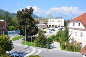 Pred začetkom - od zgoraj